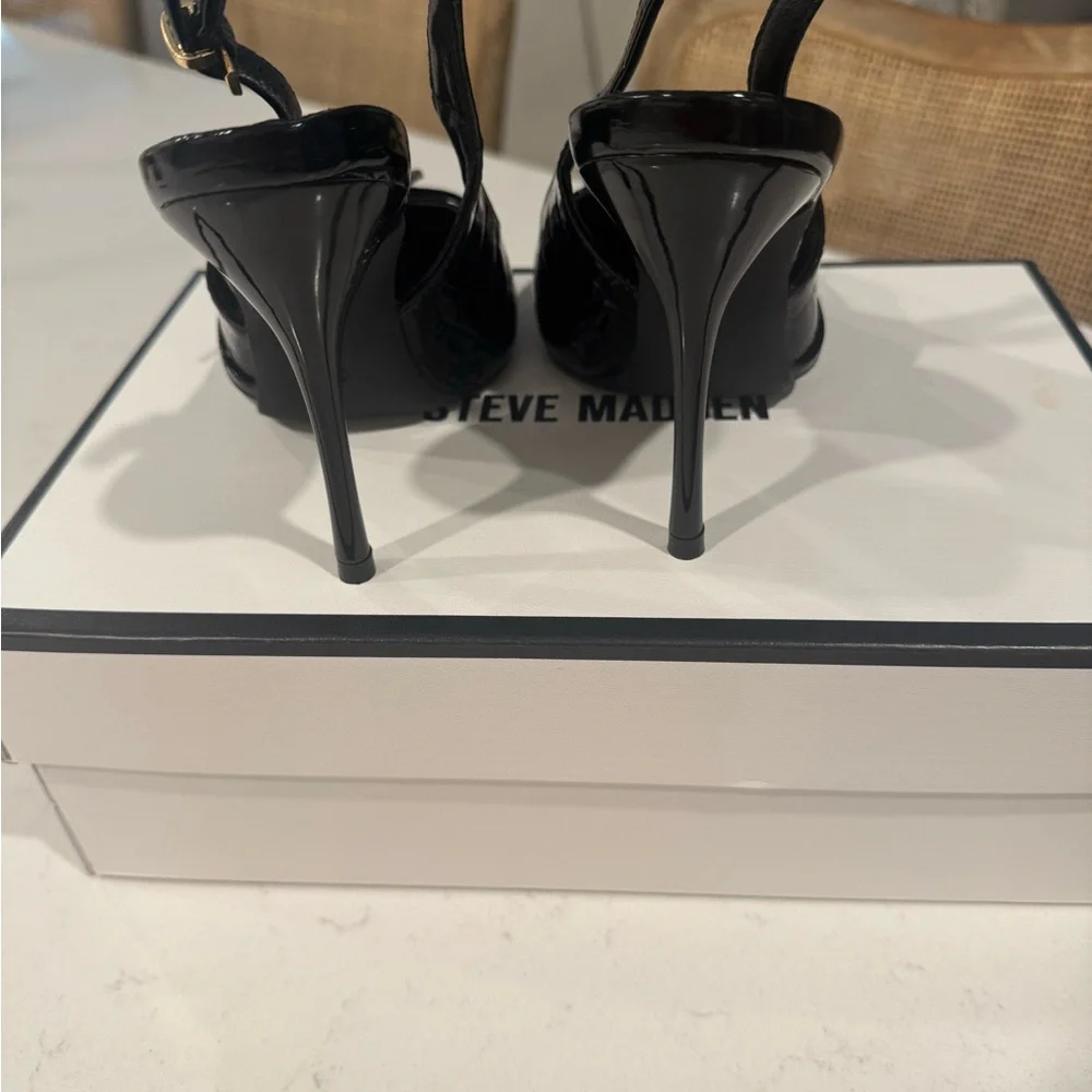 Elegant Black Slingback Heels
NWOT/ BRAND NEW - Picture 5 of 11